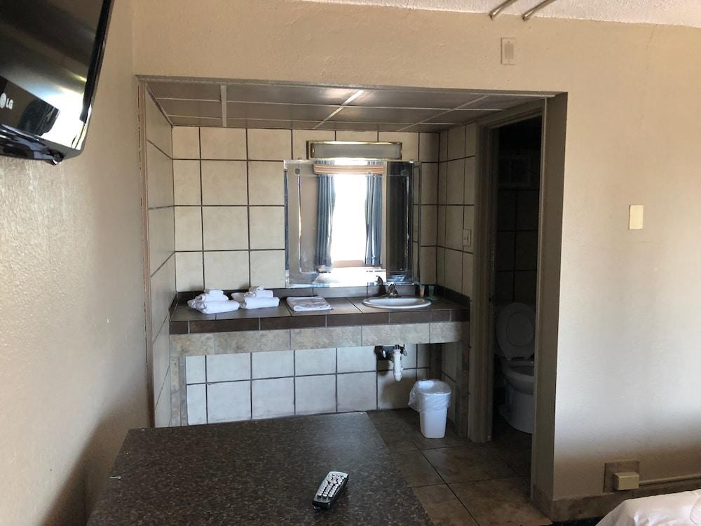 Whalers Inn And Suites New Bedford Extérieur photo