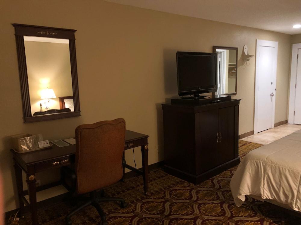 Whalers Inn And Suites New Bedford Extérieur photo