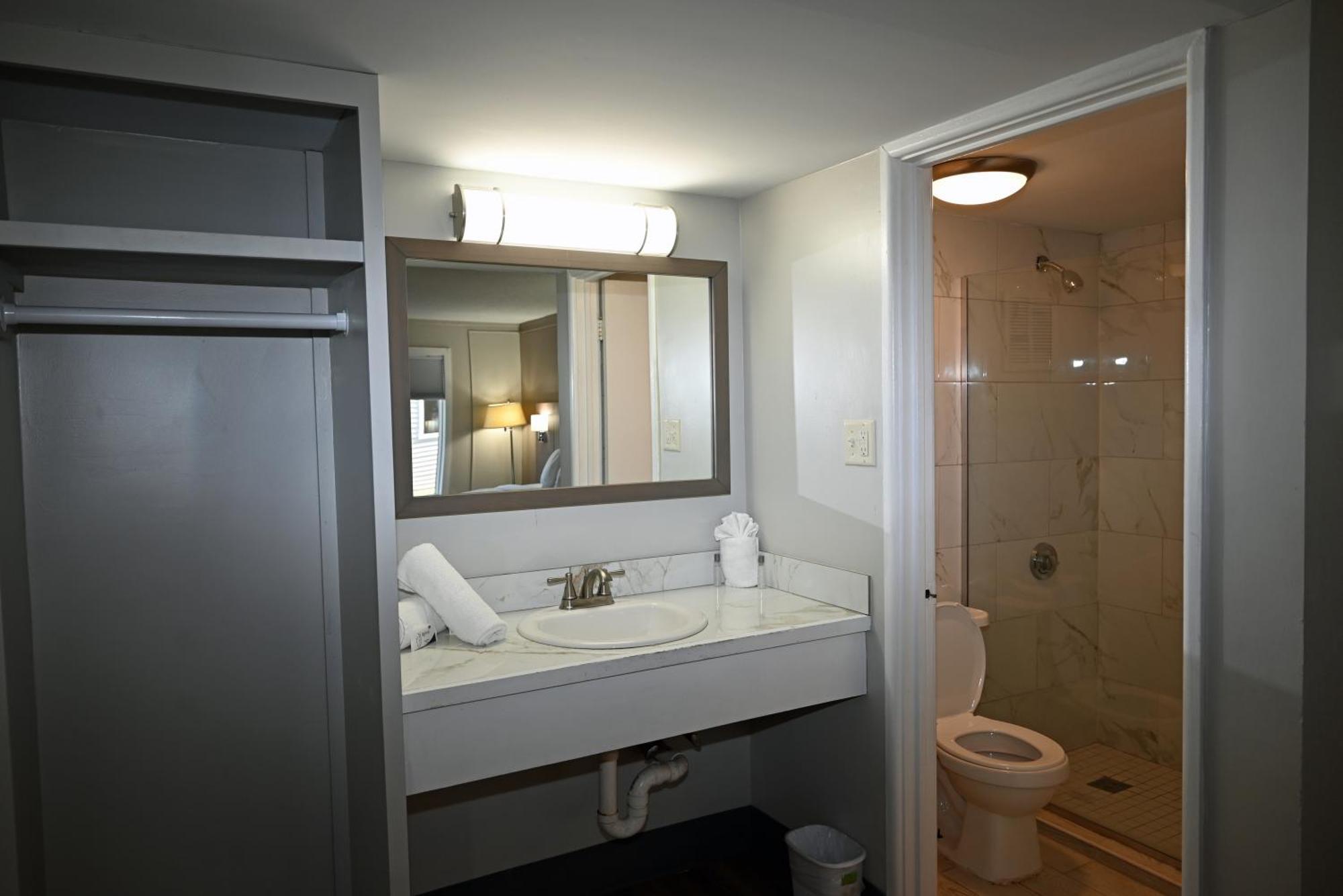 Whalers Inn And Suites New Bedford Extérieur photo