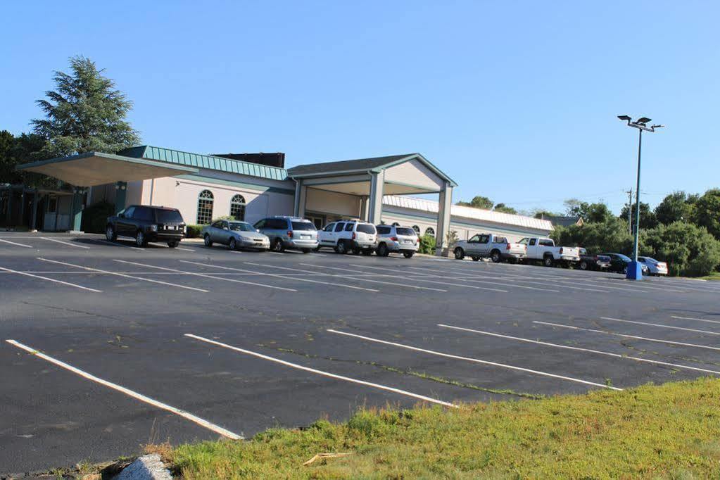 Whalers Inn And Suites New Bedford Extérieur photo